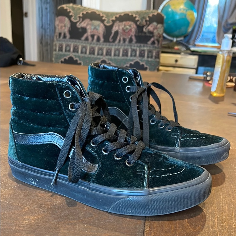Vans High Tops in Green Velvet